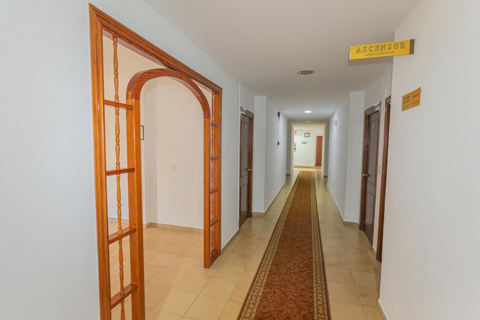 Hotel Tres Jotas Conil Conil De La Frontera Luaran gambar