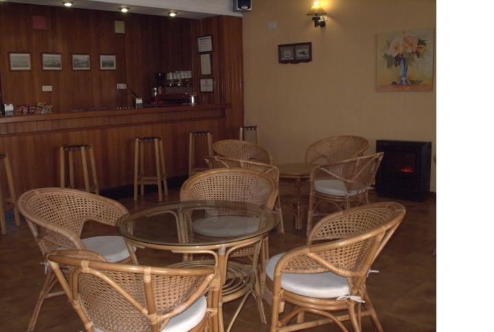 Hotel Tres Jotas Conil Conil De La Frontera Luaran gambar