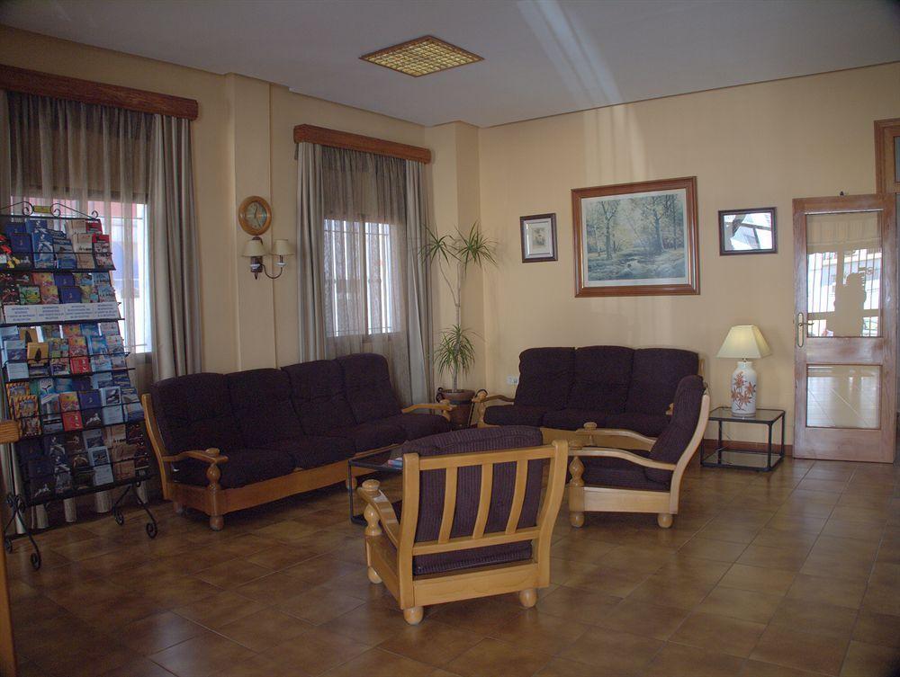 Hotel Tres Jotas Conil Conil De La Frontera Luaran gambar