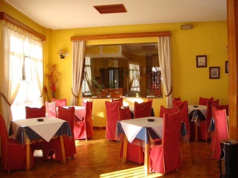 Hotel Tres Jotas Conil Conil De La Frontera Luaran gambar